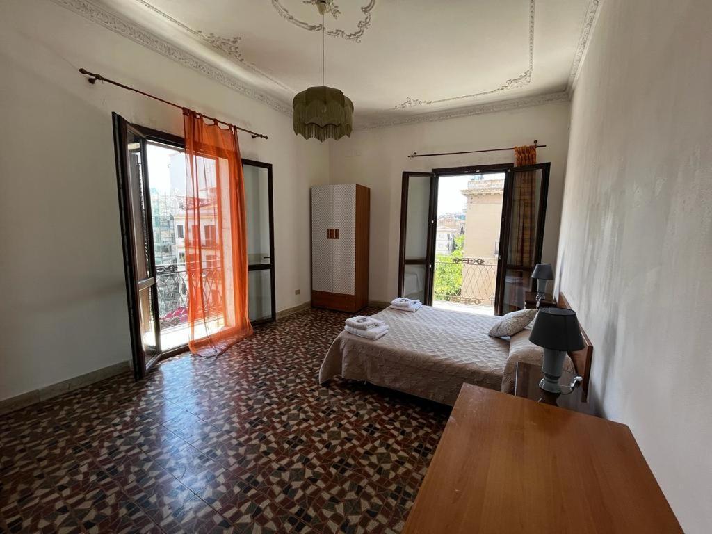 Mille Lire Peppe'S Home ปาแลร์โม ภายนอก รูปภาพ